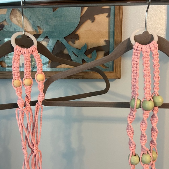 Pink Macrame Plant Hangers - Picture 6 of 7
